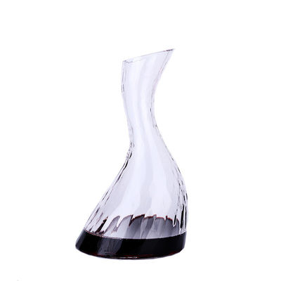Customized Handmade Glass Liquor Decanters , Lightweght Red Wine Aerator supplier