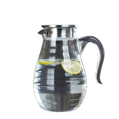 Handmade 1800ml Pyrex Juice Carafe With Lid , Handled Large Glass Pitcher supplier