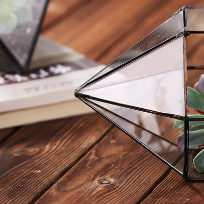 Diamond Shaped Clear Glass Vase , Durable Geometric Terrarium Glass Vases supplier